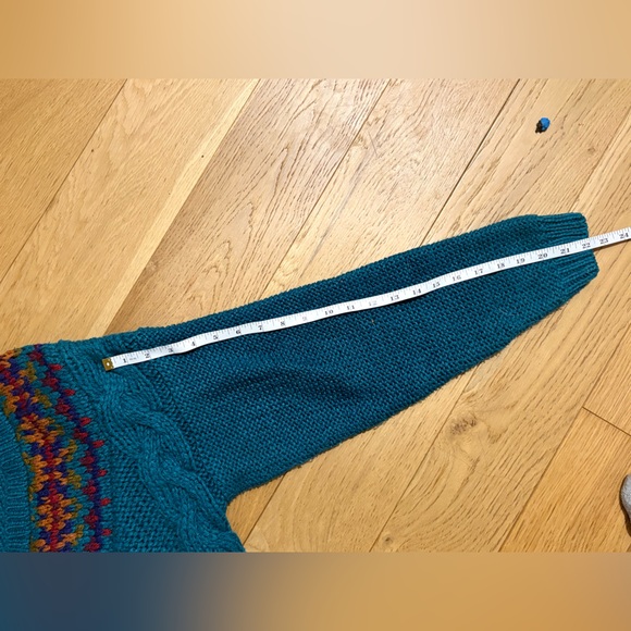 Vintage Teal Cable Knit Women's Sweater - Picture 5 of 7